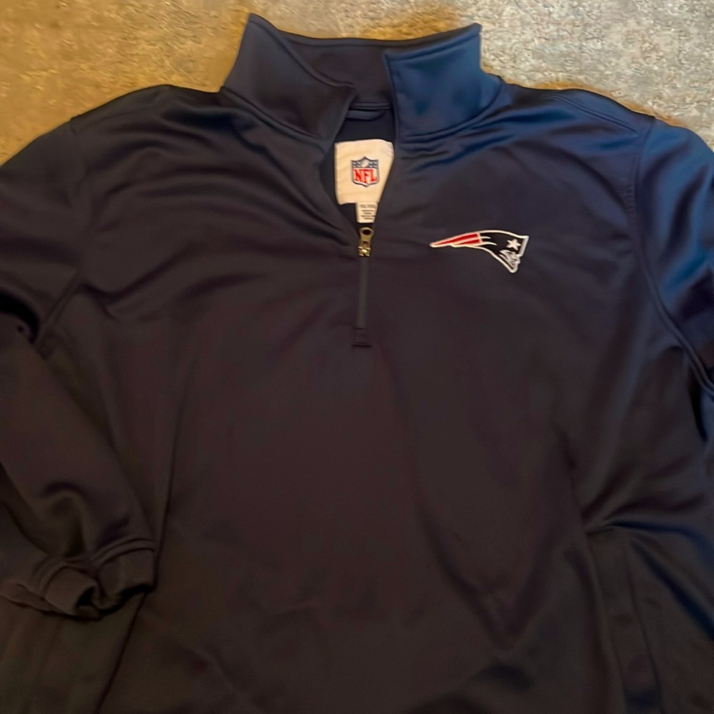 NFL Men's New England Patriots Pullover Size XXL